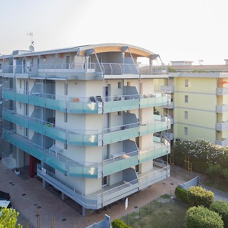Residence Vivaldi Bibione Exterior foto